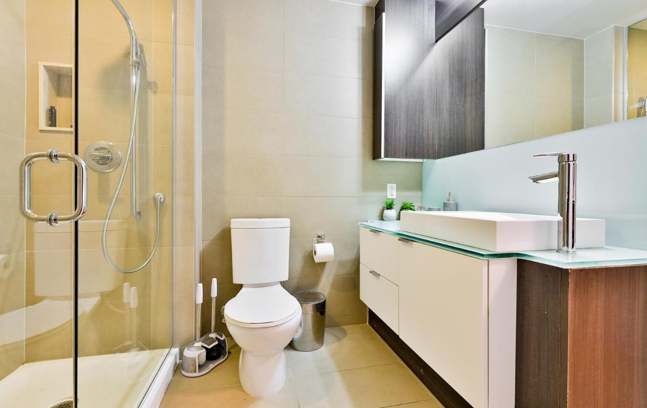 Luxury Condo Prime Location Toronto Eksteriør billede