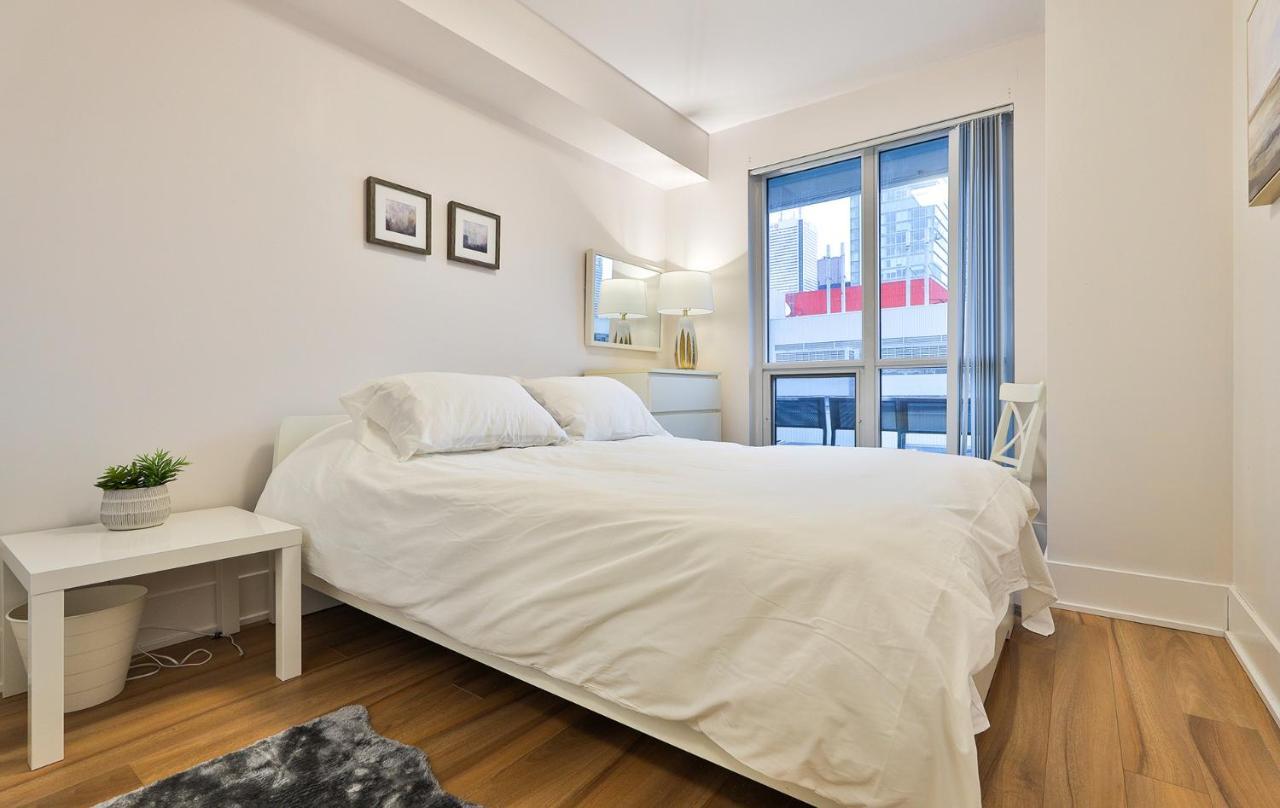 Luxury Condo Prime Location Toronto Eksteriør billede